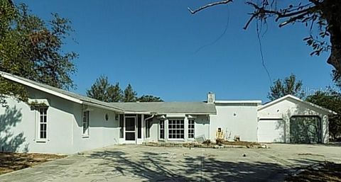 A home in SARASOTA