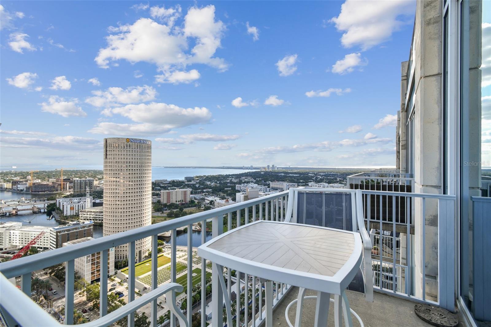 SKYPOINT A CONDO - Residential