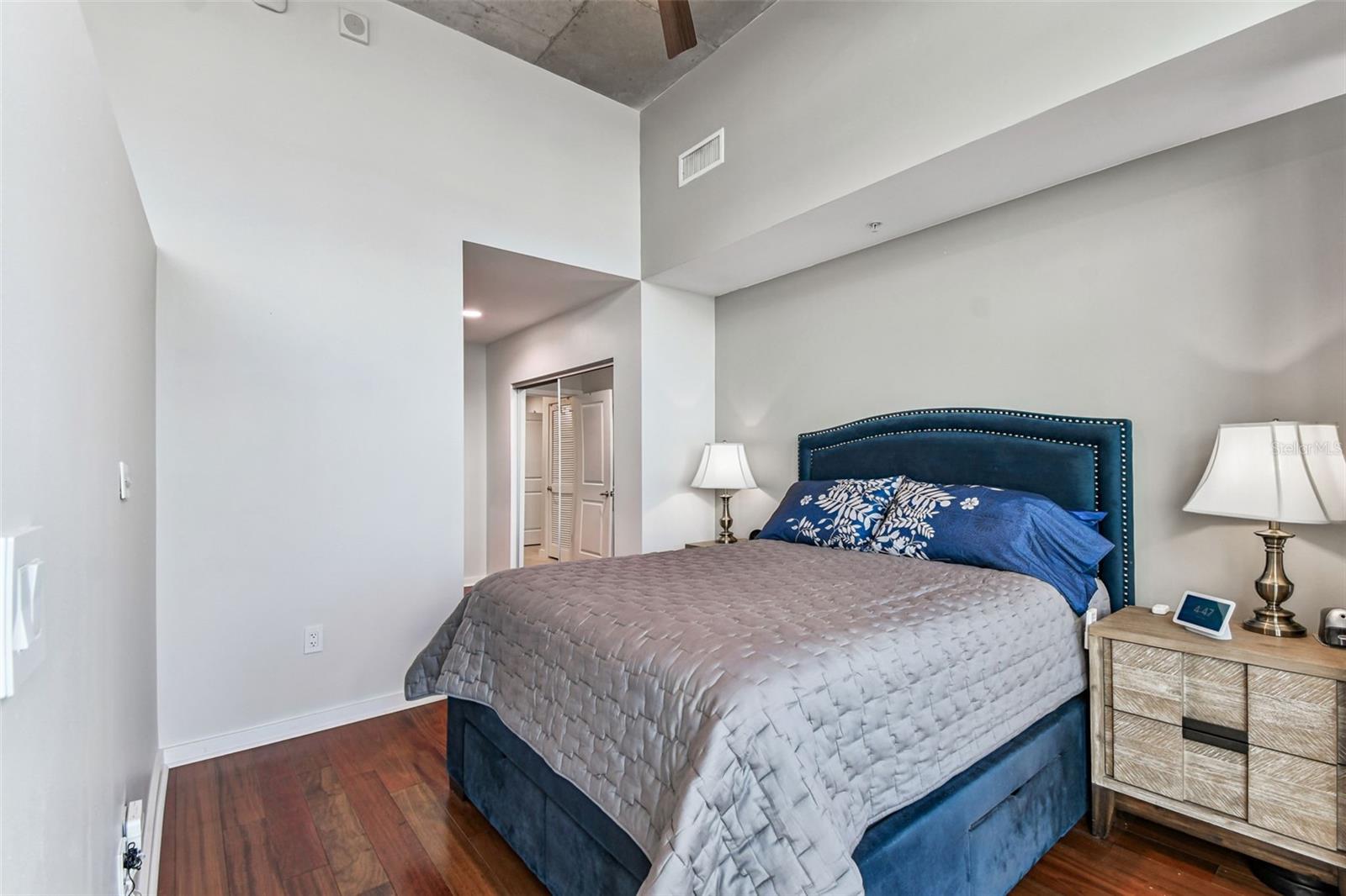 SKYPOINT A CONDO - Residential