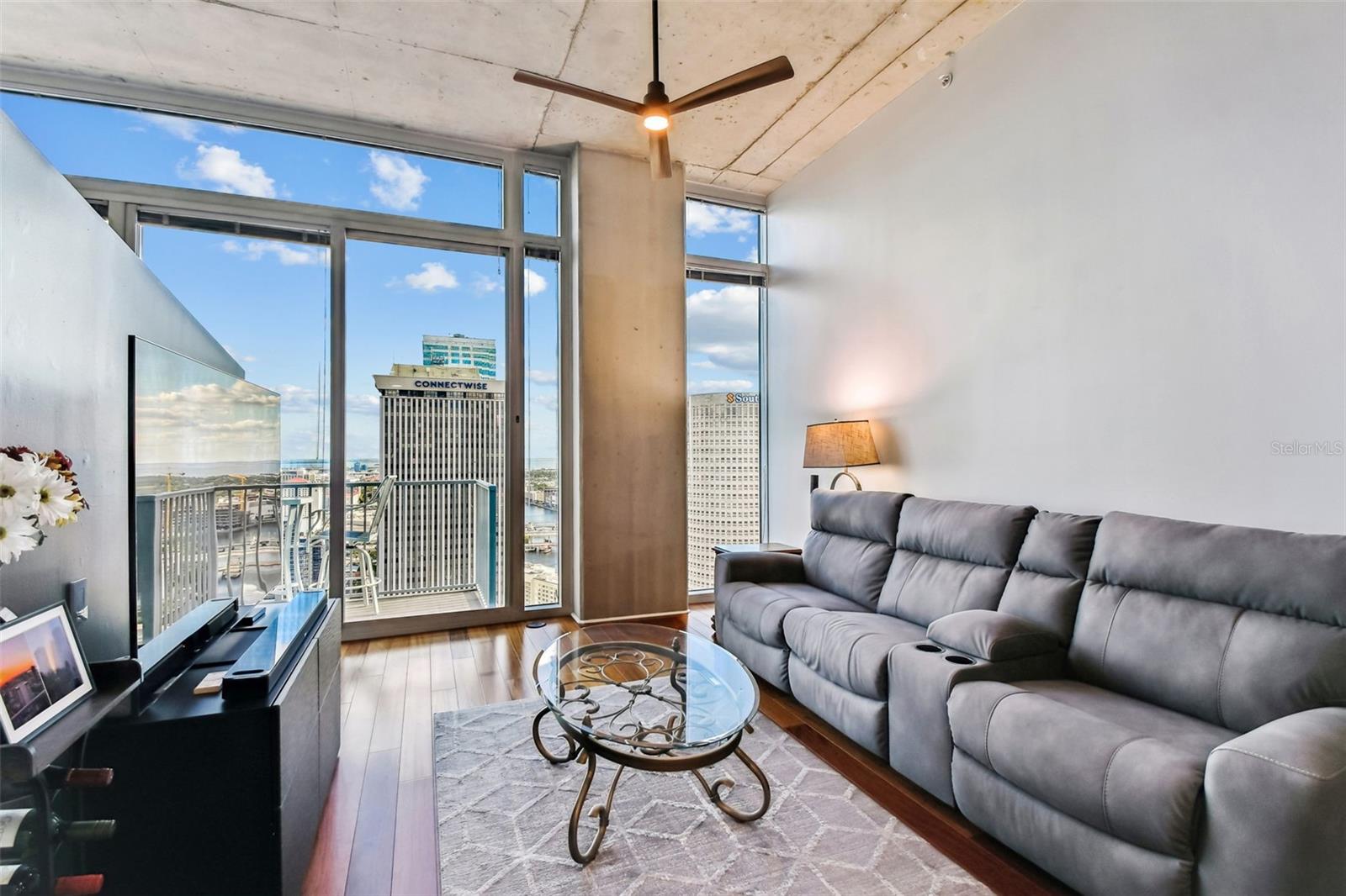 SKYPOINT A CONDO - Residential
