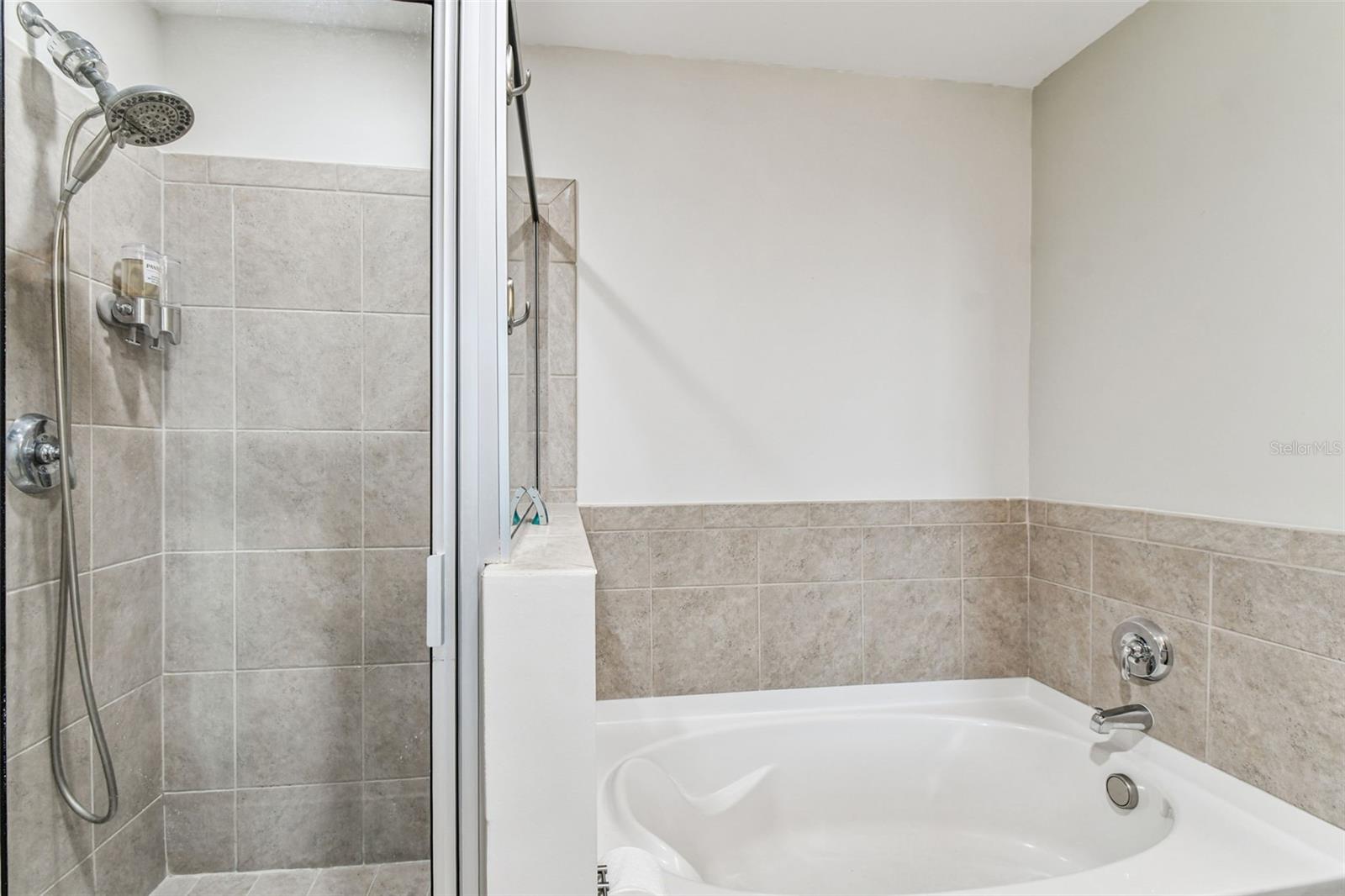 SKYPOINT A CONDO - Residential