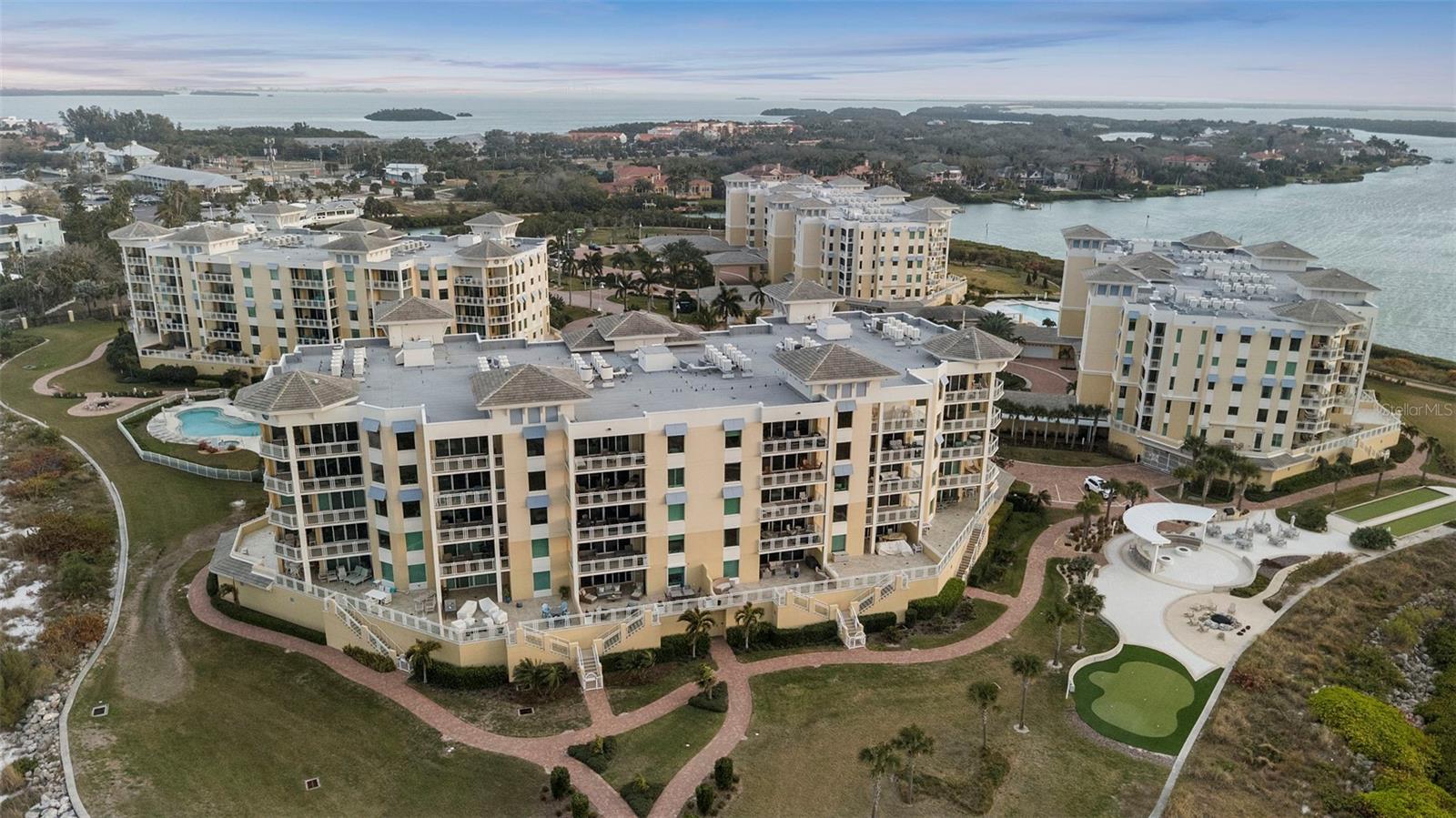 SUNSET POINTE AT COLLANY KEY II CONDO - Residential