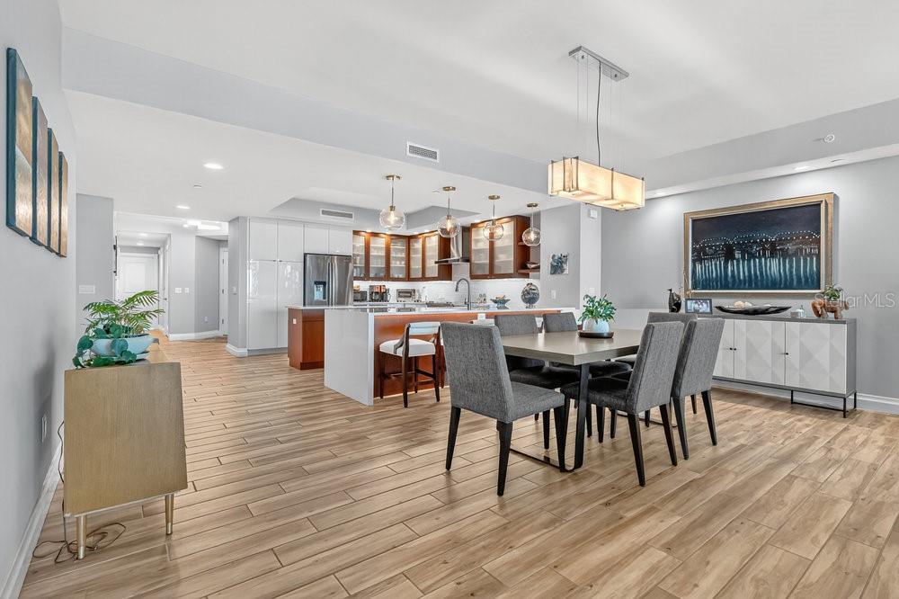 SUNSET POINTE AT COLLANY KEY II CONDO - Residential