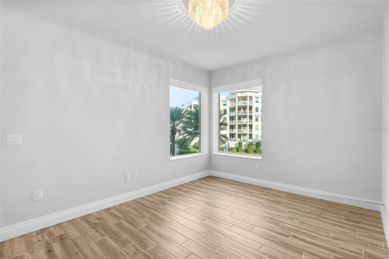 SUNSET POINTE AT COLLANY KEY II CONDO - Residential