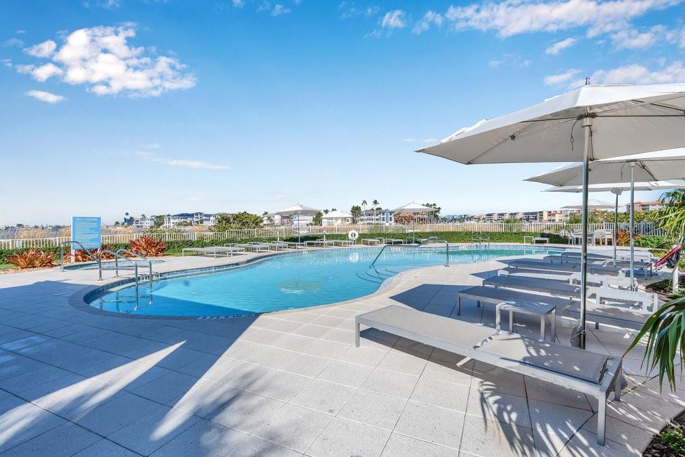 SUNSET POINTE AT COLLANY KEY II CONDO - Residential