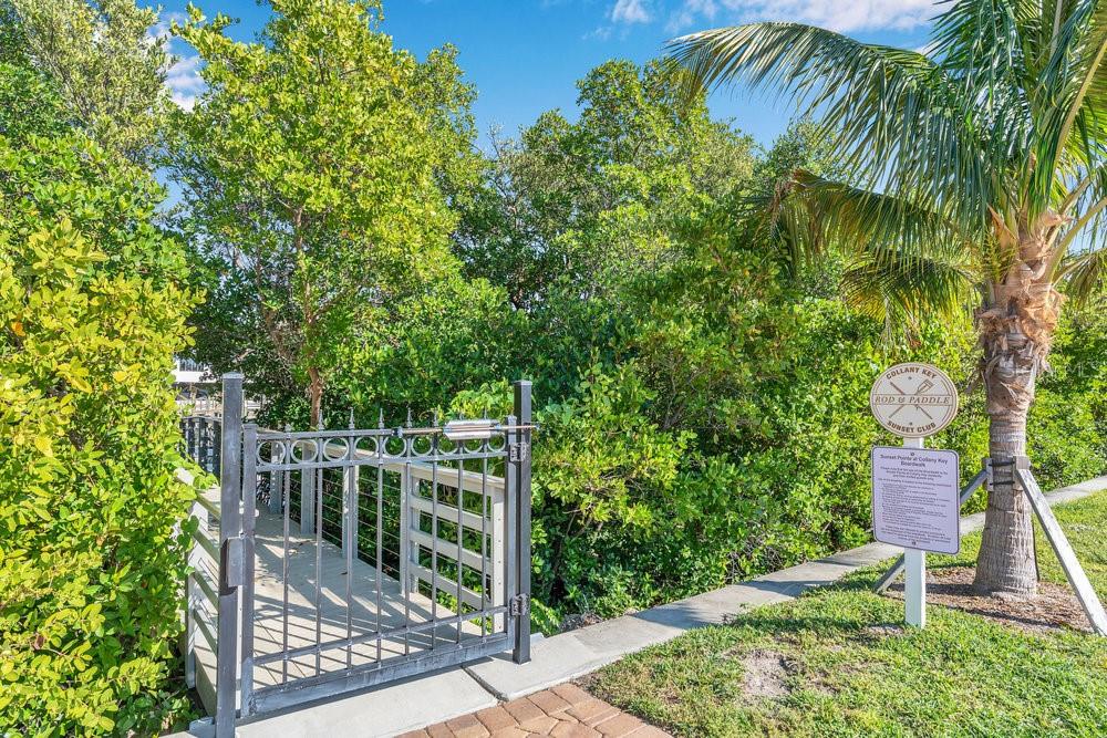 SUNSET POINTE AT COLLANY KEY II CONDO - Residential
