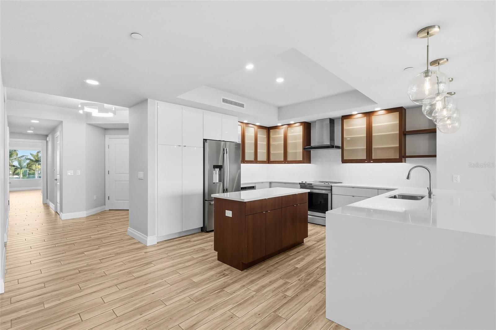 SUNSET POINTE AT COLLANY KEY II CONDO - Residential