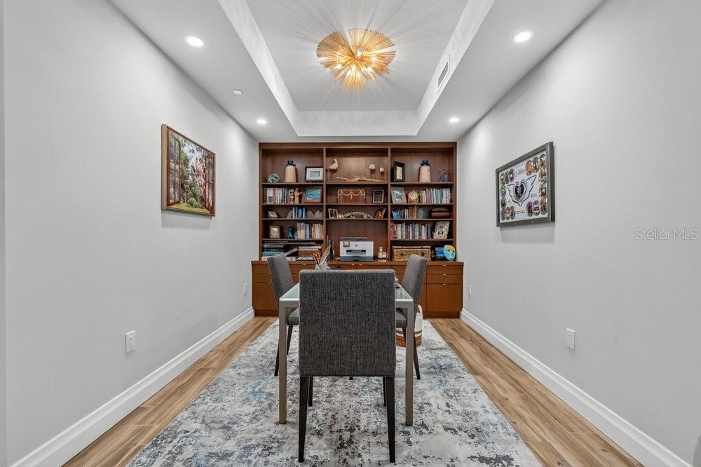 SUNSET POINTE AT COLLANY KEY II CONDO - Residential