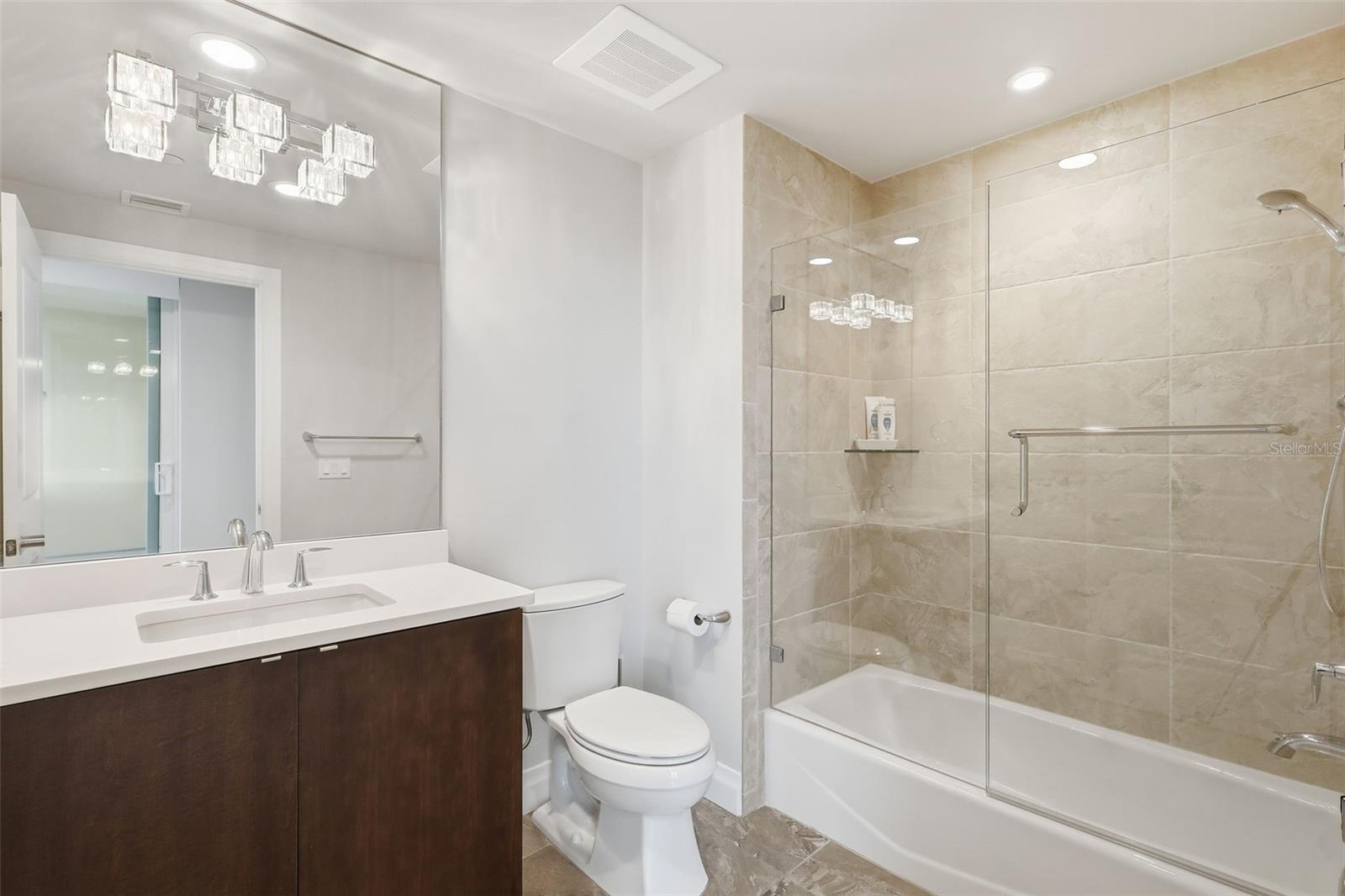 SUNSET POINTE AT COLLANY KEY II CONDO - Residential