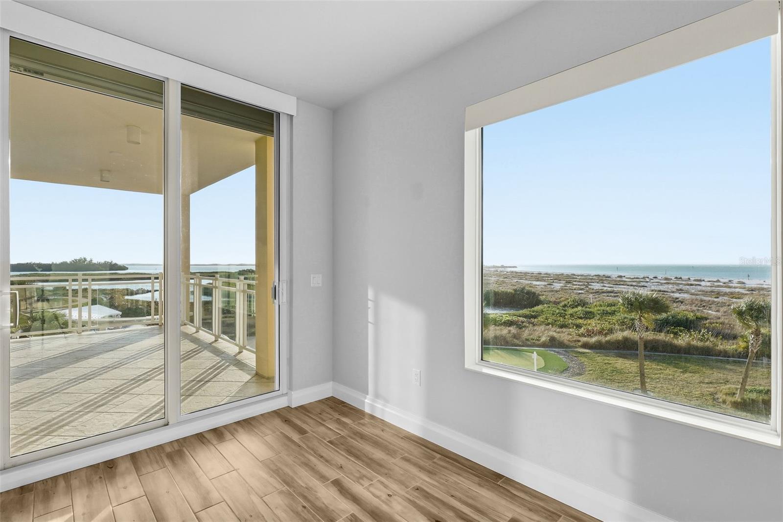 SUNSET POINTE AT COLLANY KEY II CONDO - Residential