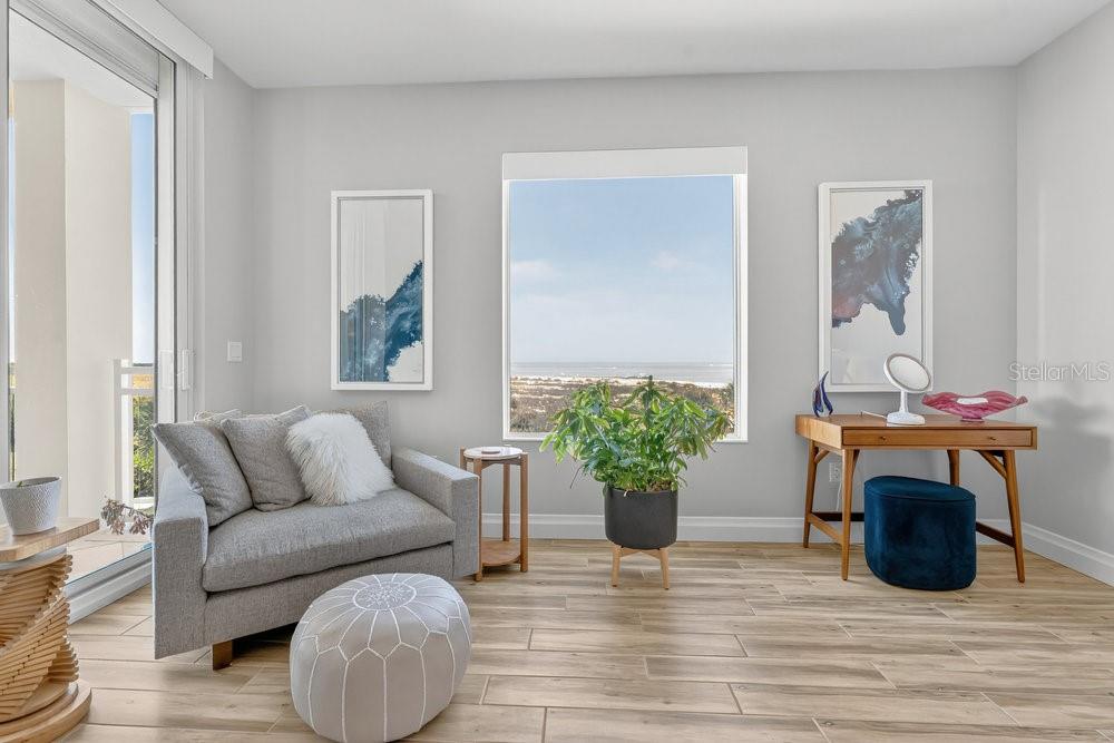 SUNSET POINTE AT COLLANY KEY II CONDO - Residential