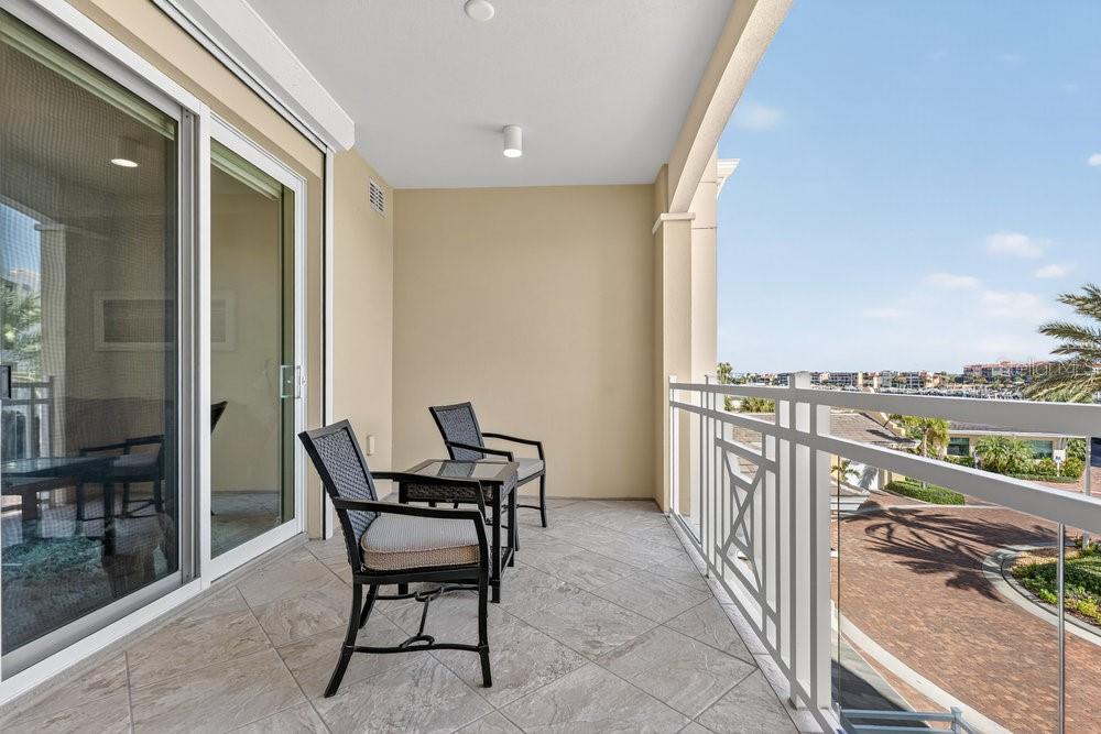 SUNSET POINTE AT COLLANY KEY II CONDO - Residential