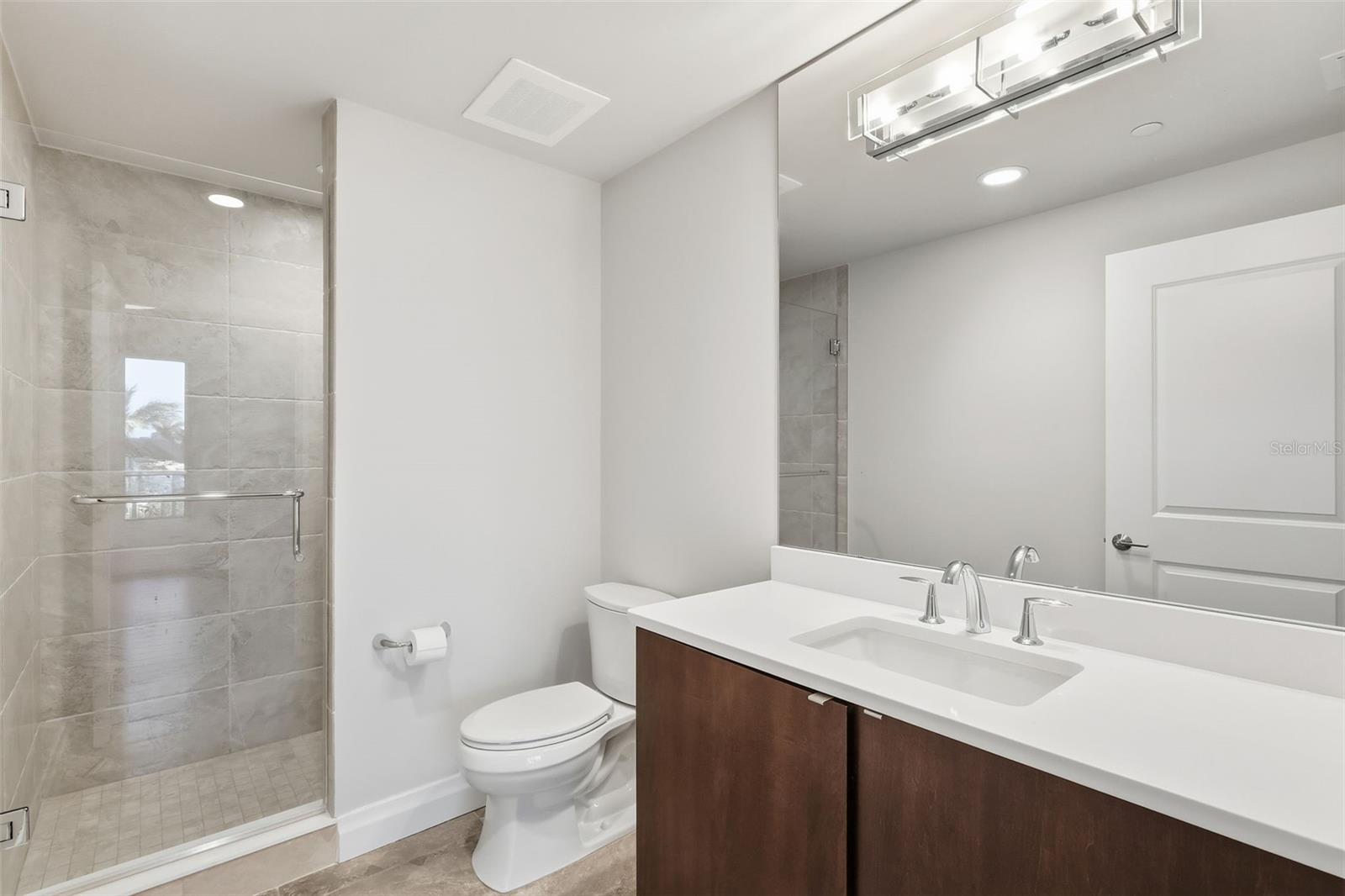 SUNSET POINTE AT COLLANY KEY II CONDO - Residential