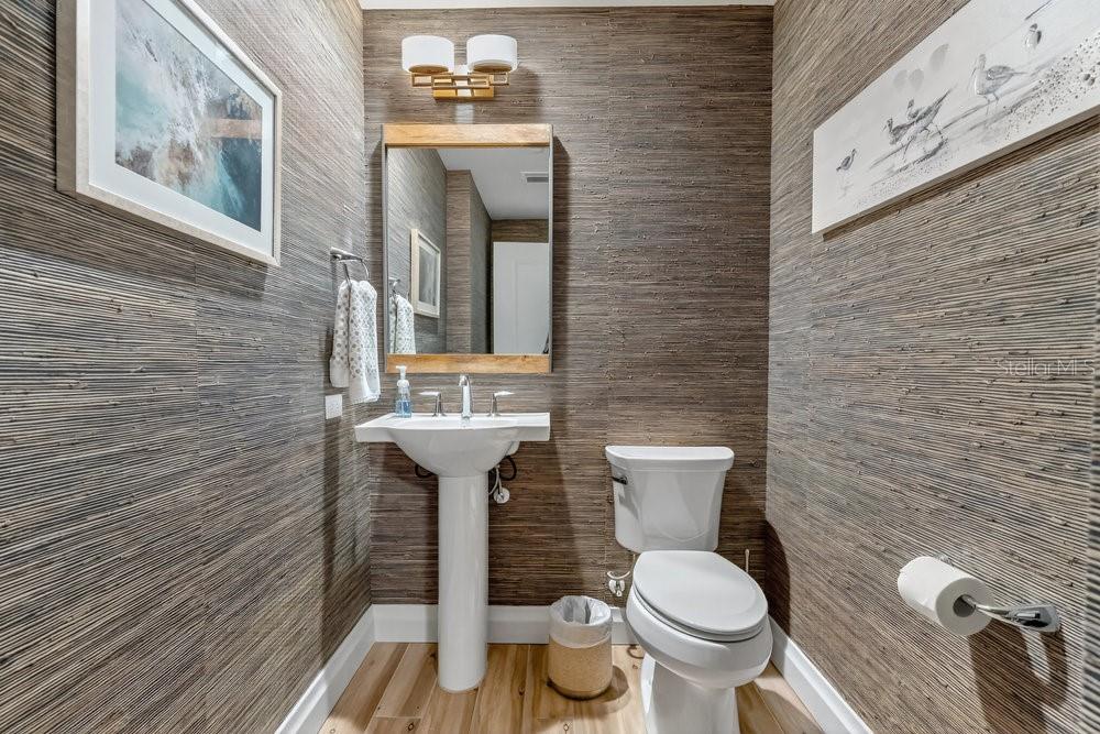 SUNSET POINTE AT COLLANY KEY II CONDO - Residential