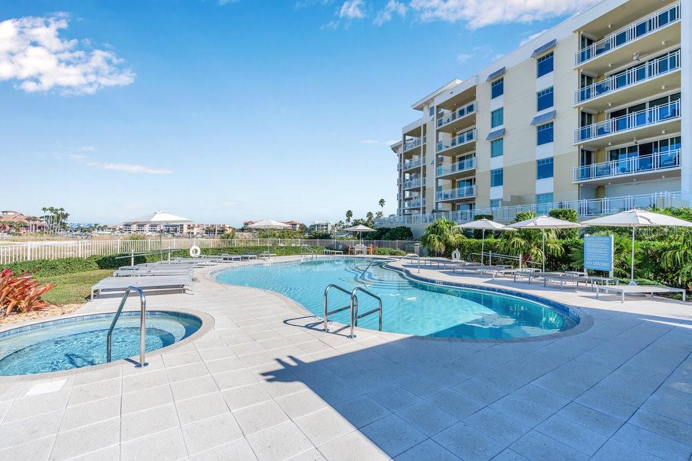 SUNSET POINTE AT COLLANY KEY II CONDO - Residential