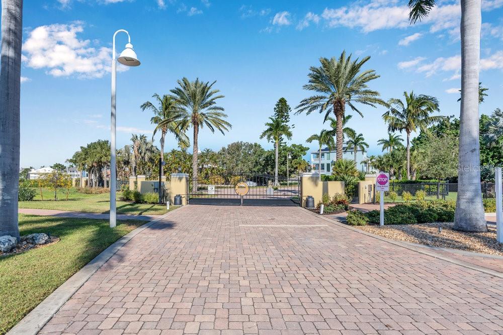 SUNSET POINTE AT COLLANY KEY II CONDO - Residential