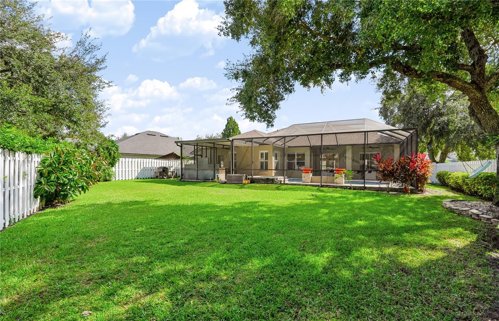 12541 LEATHERLEAF DRIVE