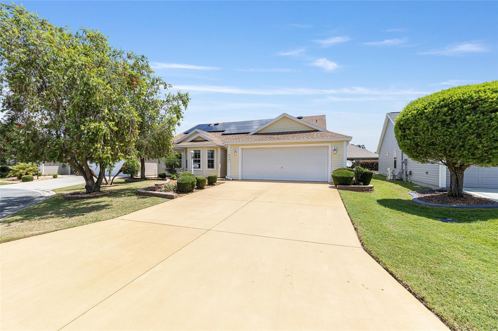 2047 DUNSTER COURT