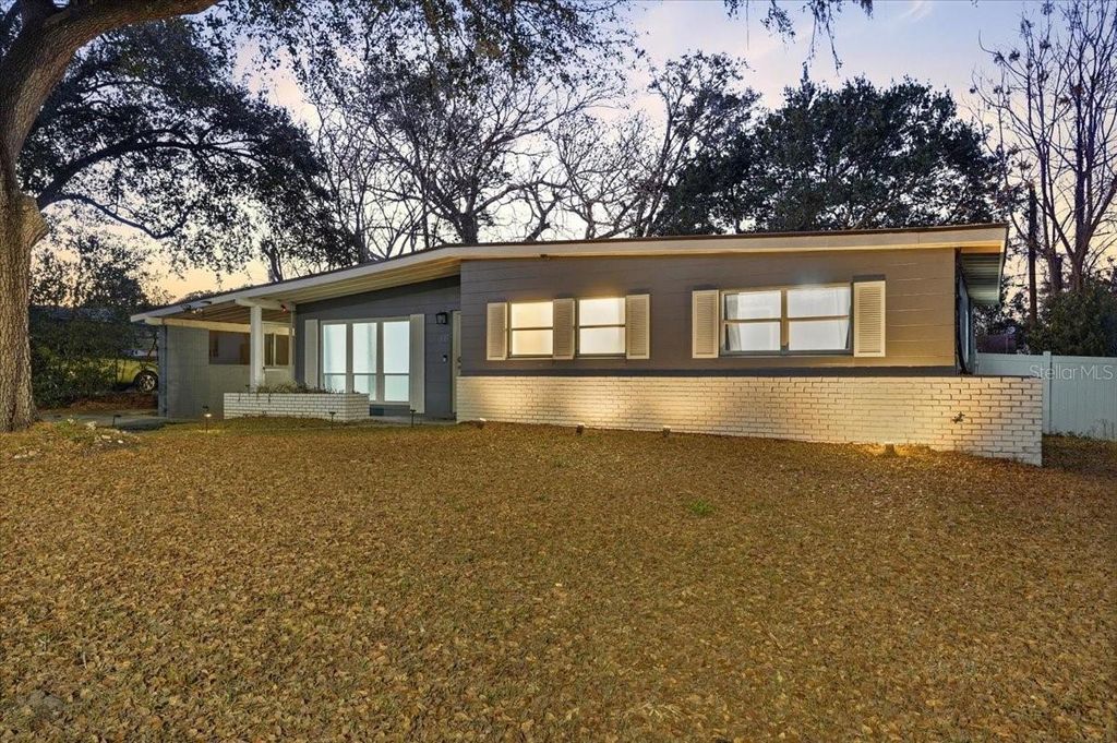 Photo of 5927 Forest Grove Boulevard, Orlando, FL 32808 (MLS # P4937872)