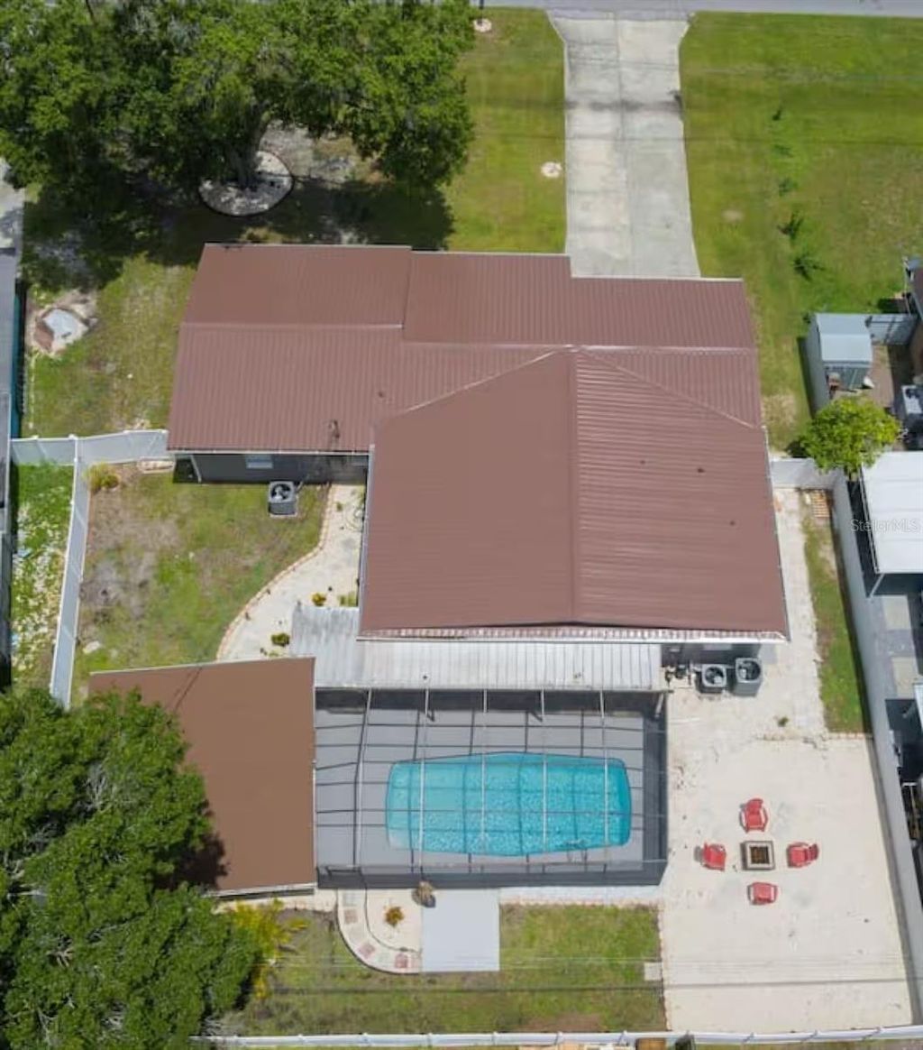 Photo of 4803 Wishart Boulevard, Tampa, FL 33603 (MLS # TB8483332)