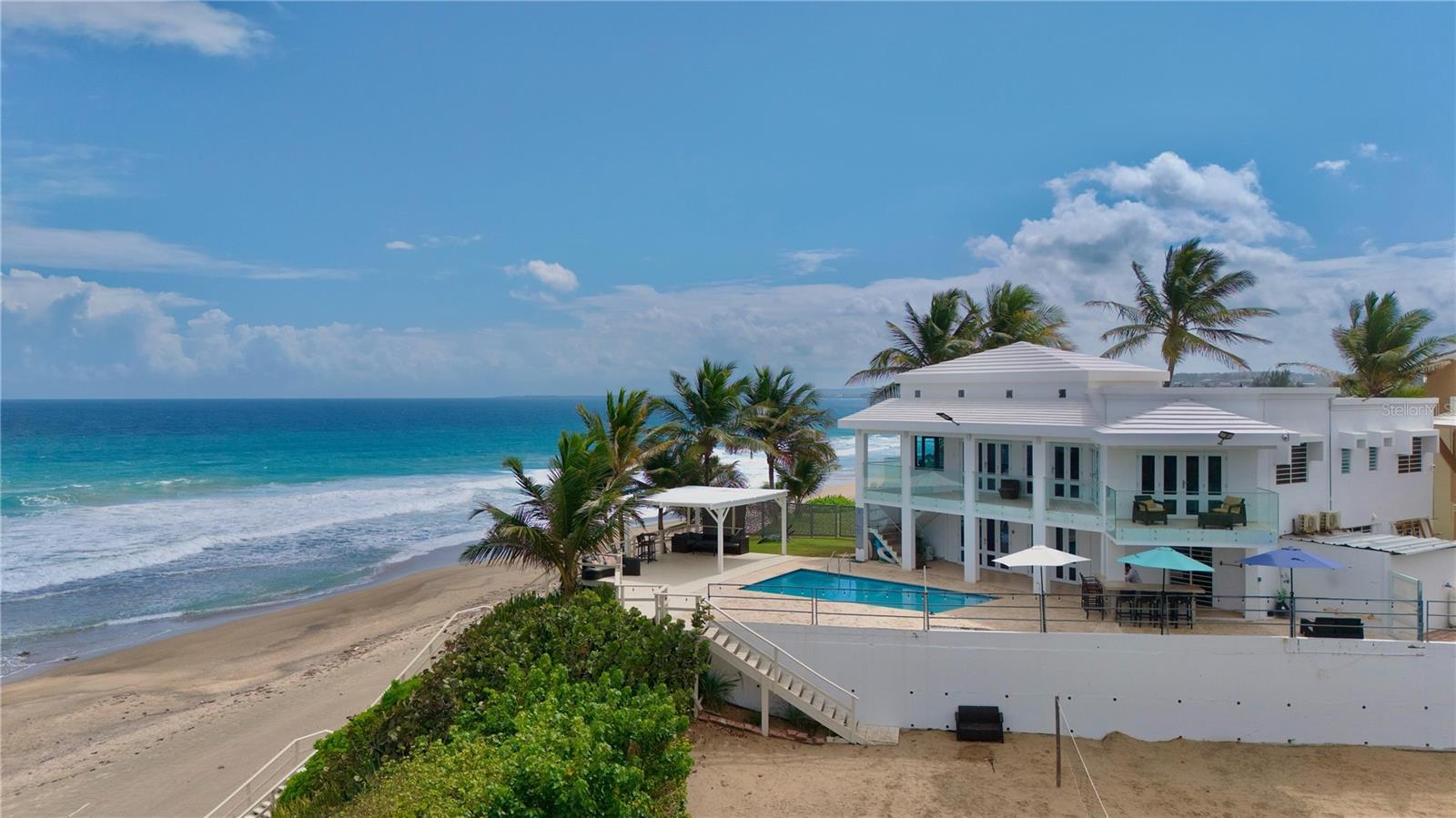 BARRIO CARRIZALES - Commercial Sale