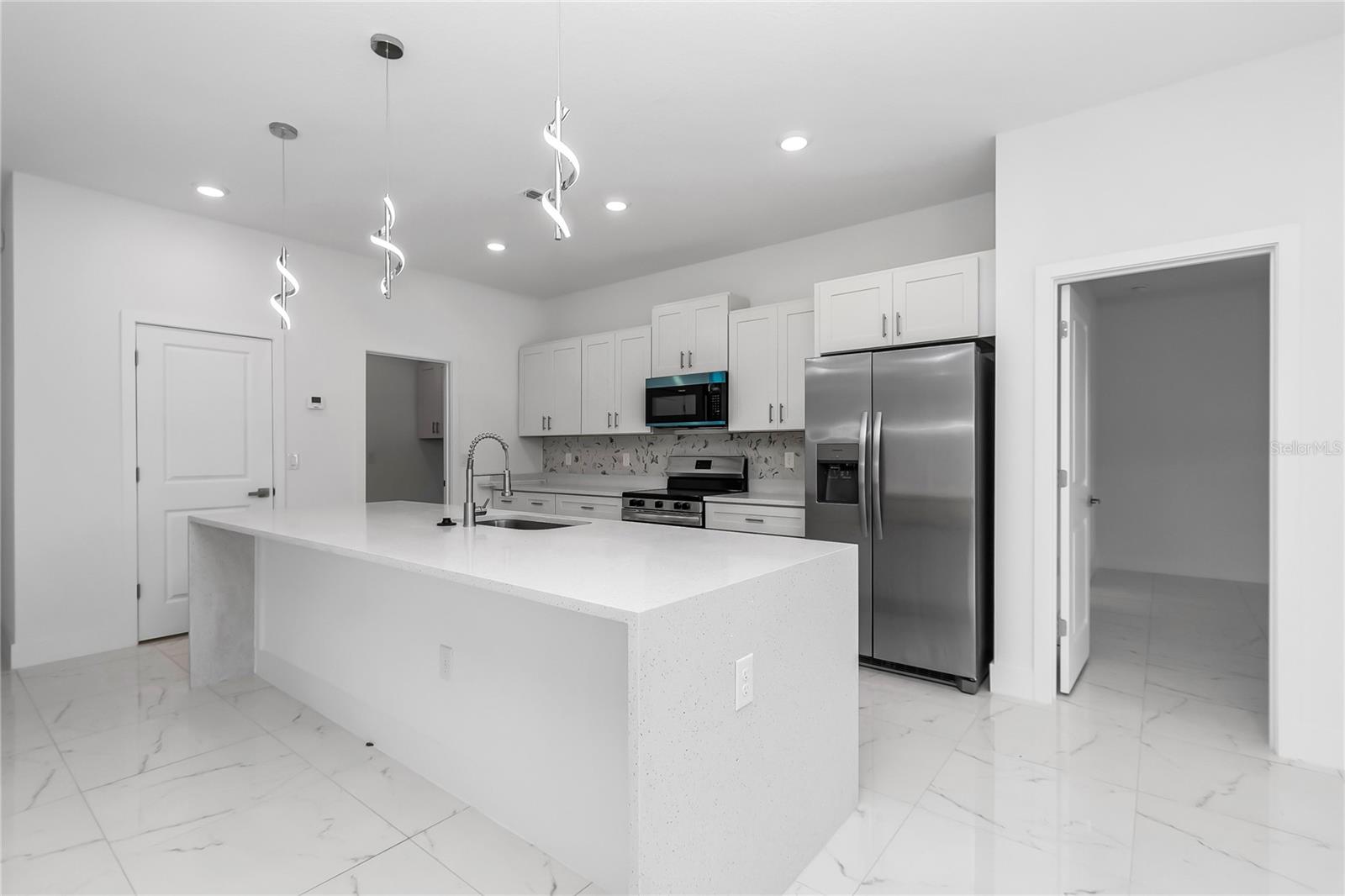 MARION OAKS UN 03 - Residential