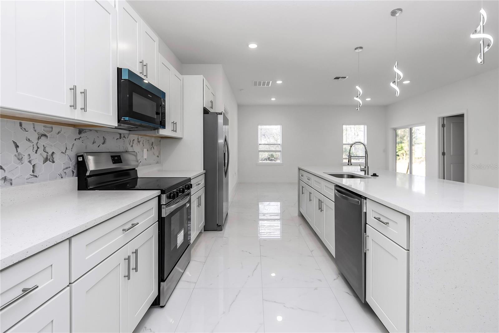 MARION OAKS UN 03 - Residential