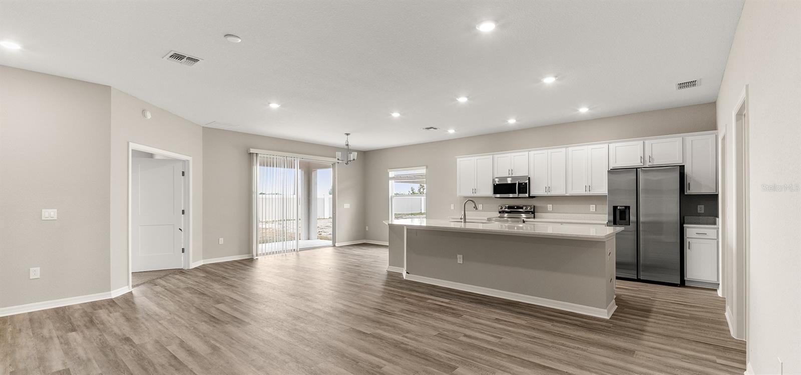 5593 BUCKEYE BEND DRIVE