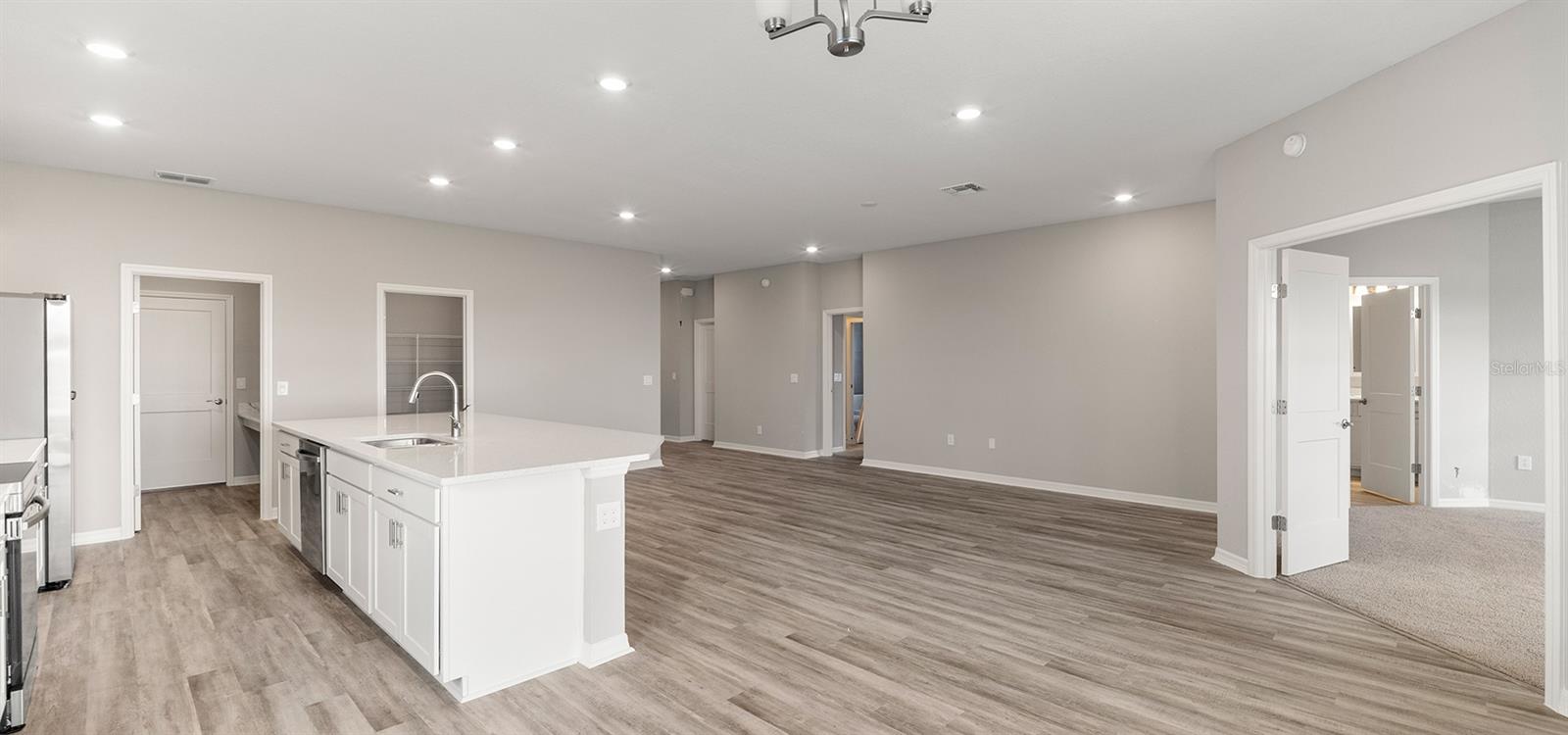 5593 BUCKEYE BEND DRIVE