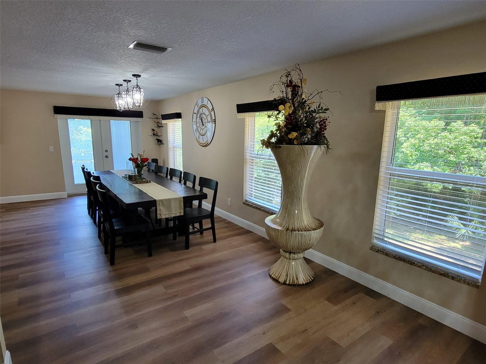 CITY/MUNICIPALITY/TOWNSHIP UNINCORPORATED AREA - Residential