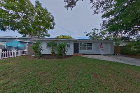 Photo of St Petersburg, FL 33714 (MLS # O6452114)