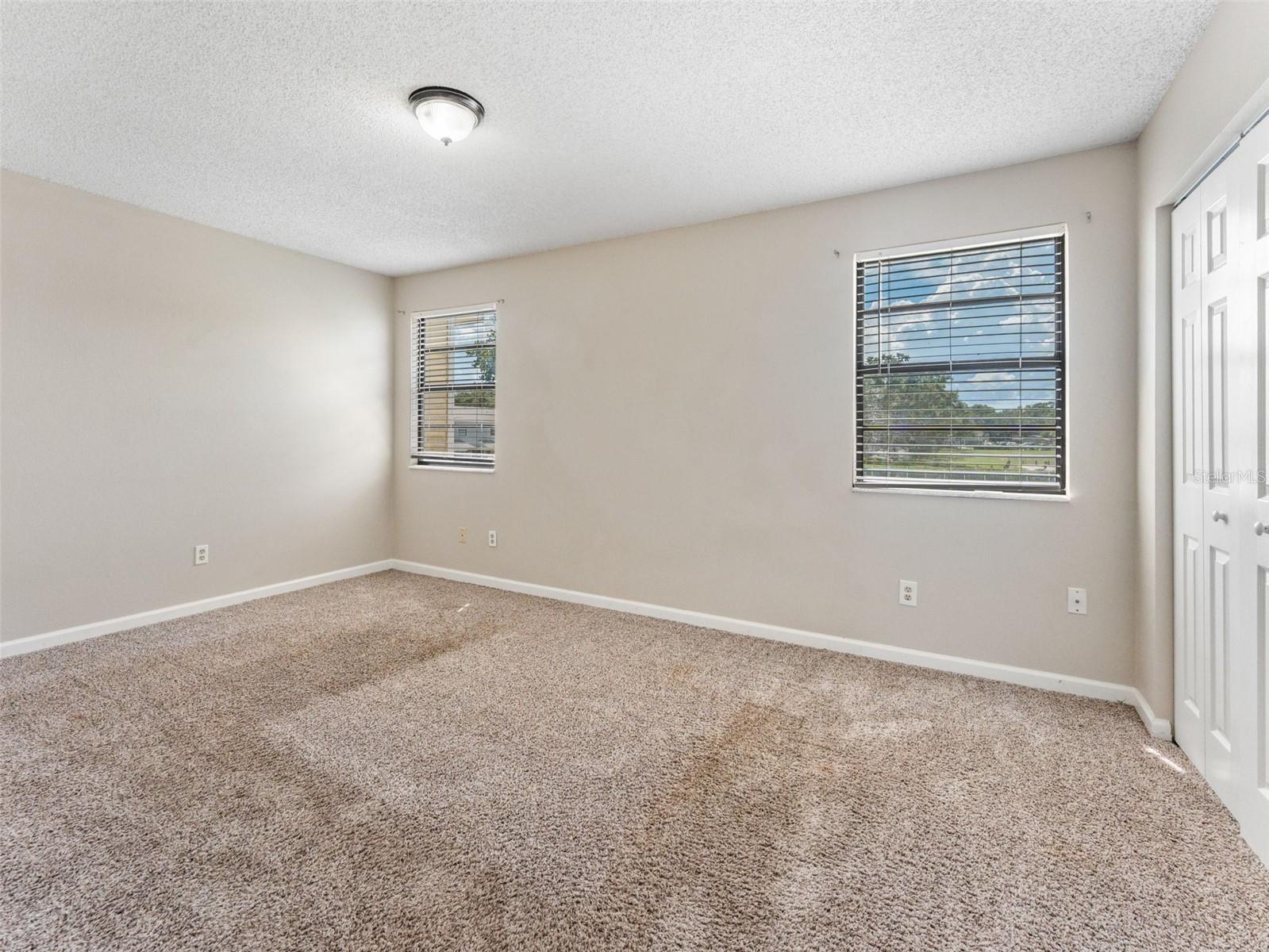 HAMPTON PARK TWNHMS UN 3 - Residential Lease