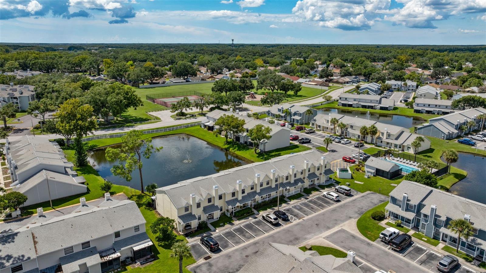 HAMPTON PARK TWNHMS UN 3 - Residential Lease