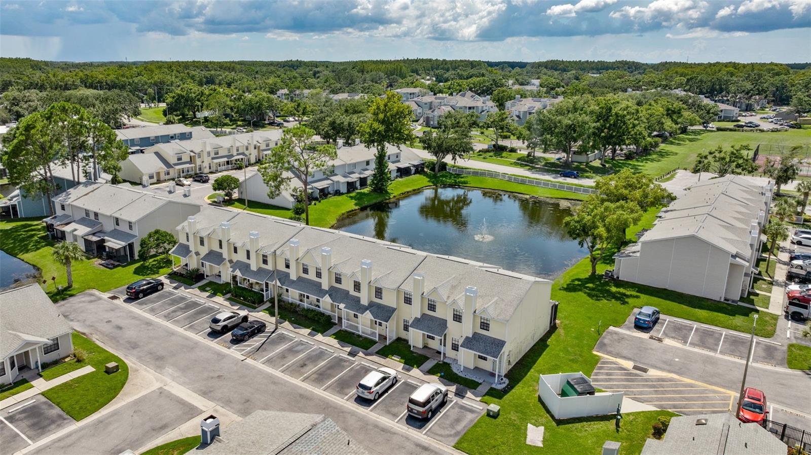 HAMPTON PARK TWNHMS UN 3 - Residential Lease