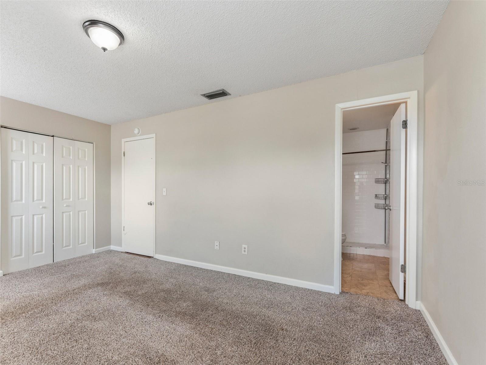 HAMPTON PARK TWNHMS UN 3 - Residential Lease