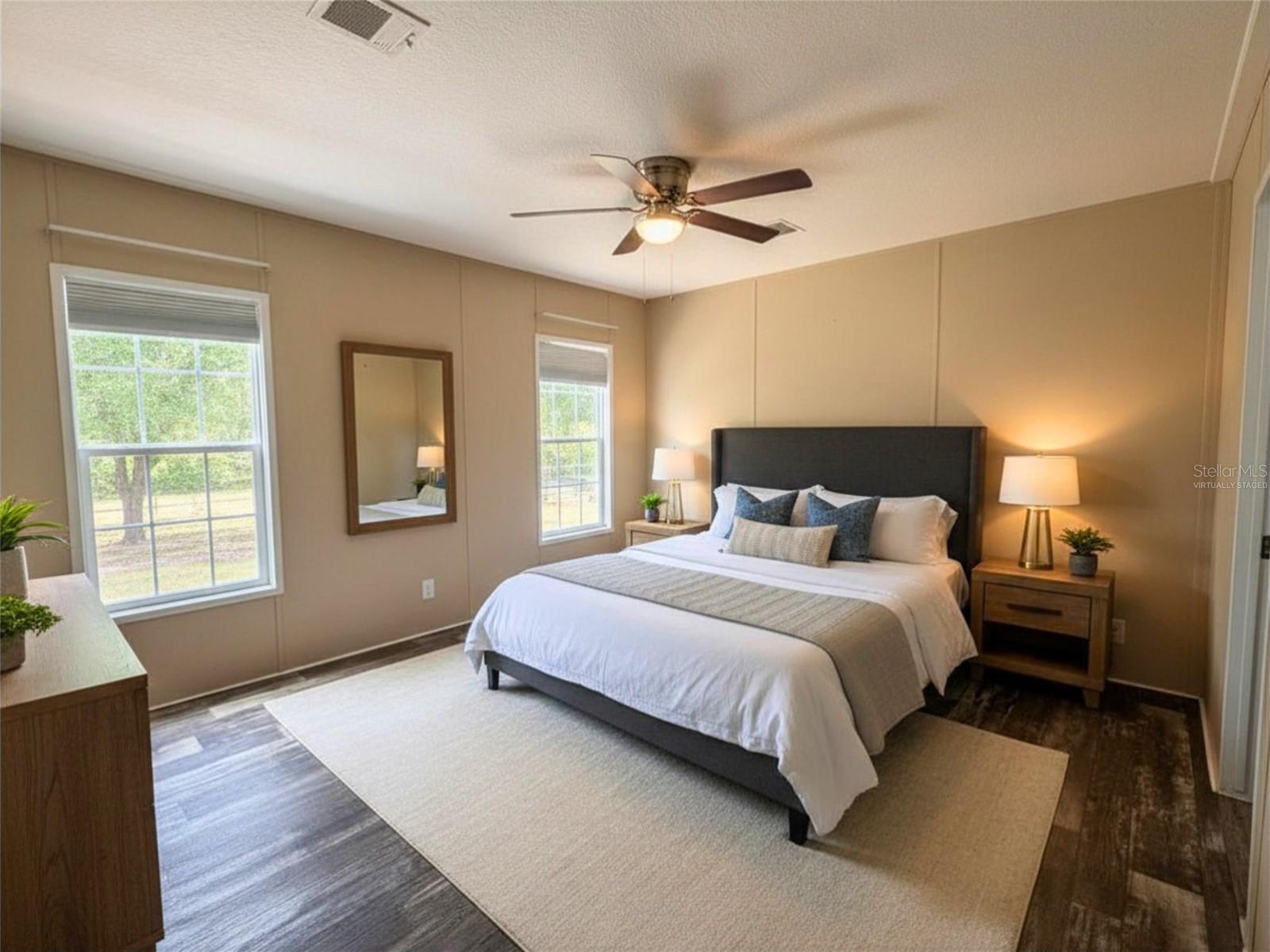 ARCADIA GROVES - Residential