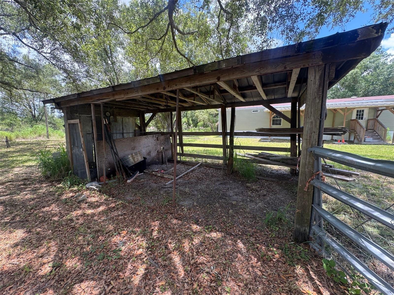 ARCADIA GROVES - Residential