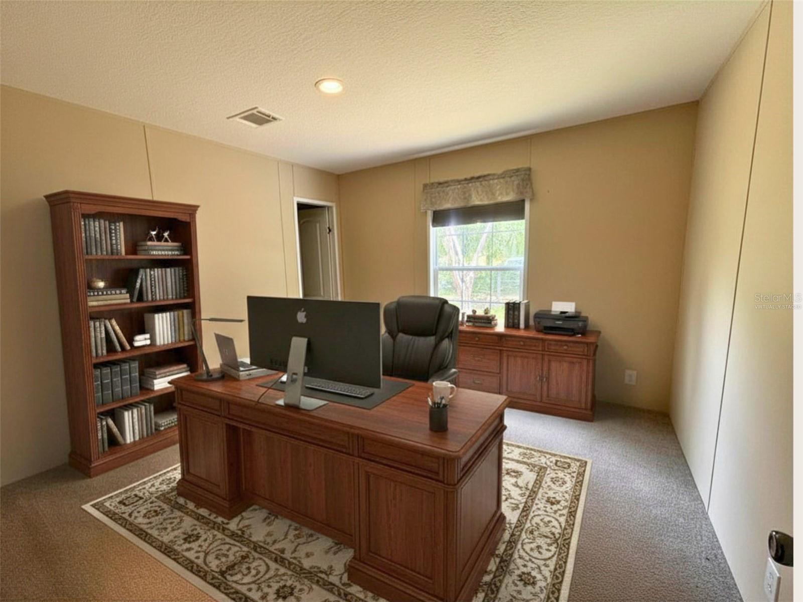 ARCADIA GROVES - Residential