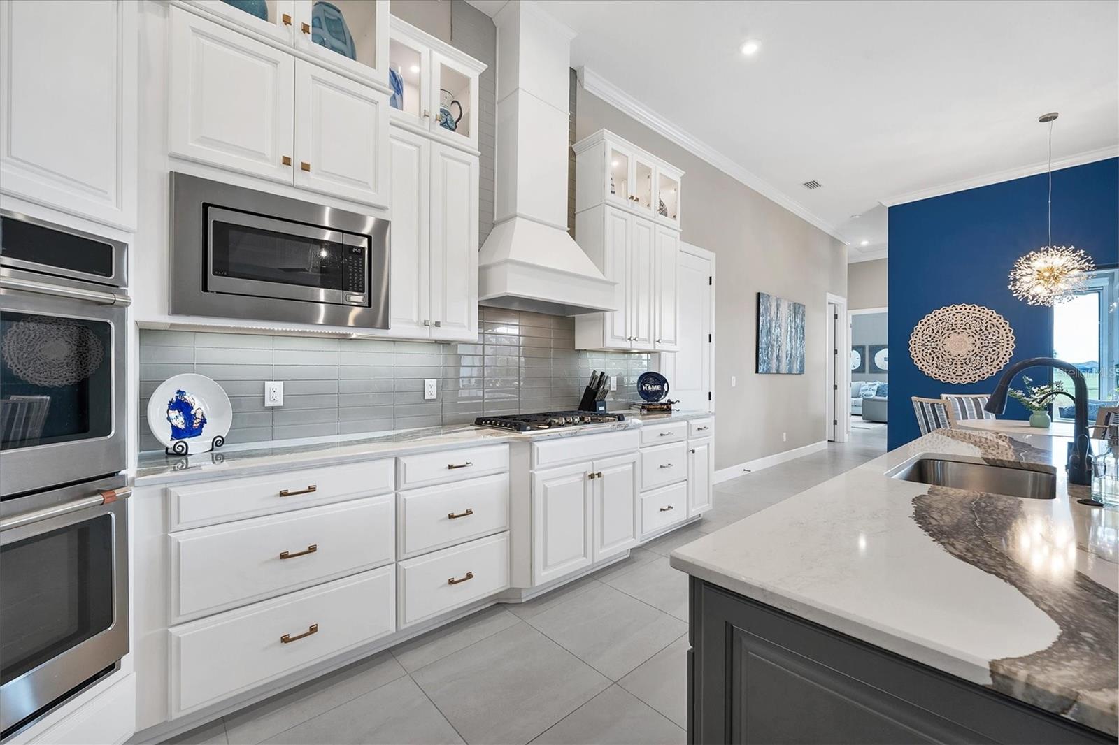 AZARIO ESPLANADE PH II SUBPH A,B & C - Residential