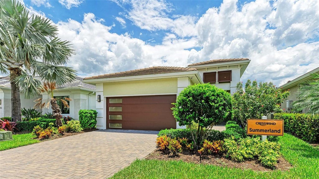 Photo of 18402 Rockport Place, Lakewood Ranch, FL 34211 (MLS # W7889928)