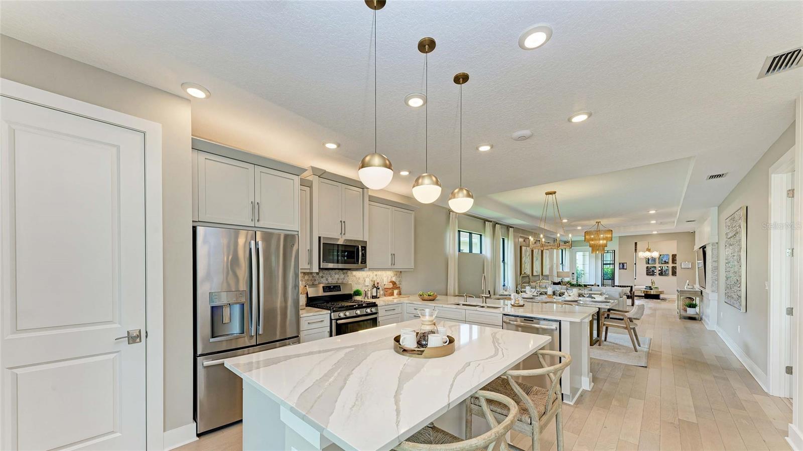 18402 ROCKPORT PLACE, LAKEWOOD RANCH, FL, 34211 2 18402 ROCKPORT PLACE