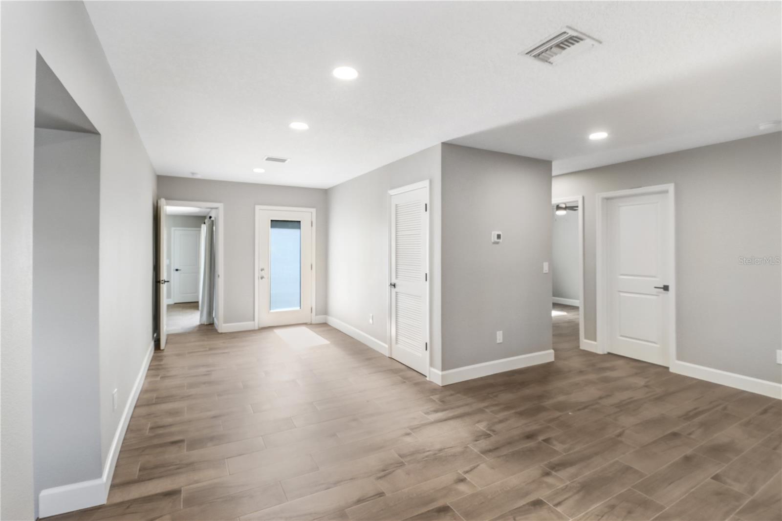 ANITA SUB - Residential