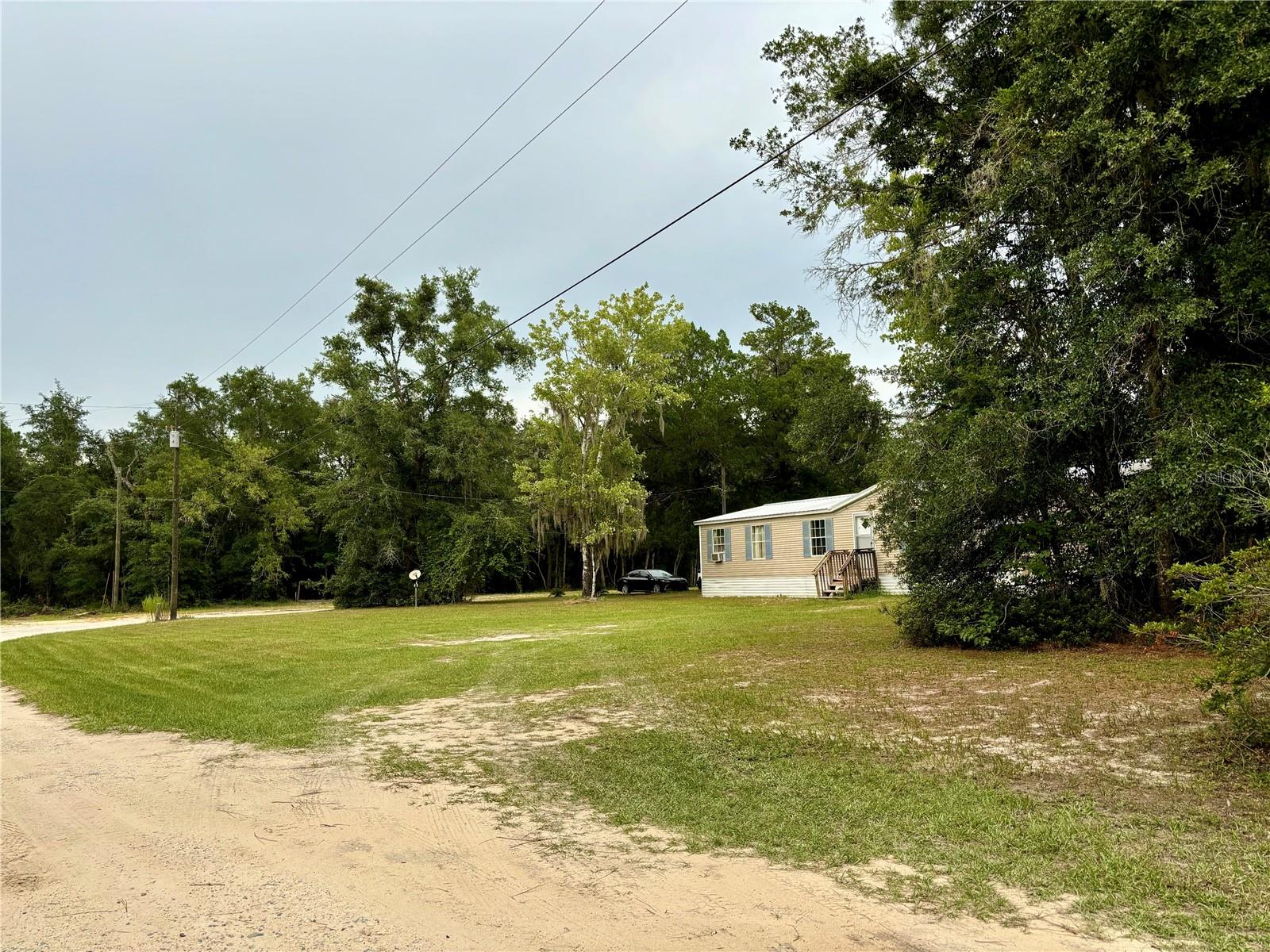 Photo 15 of 21 of 116 GARY DRIVE mobile home