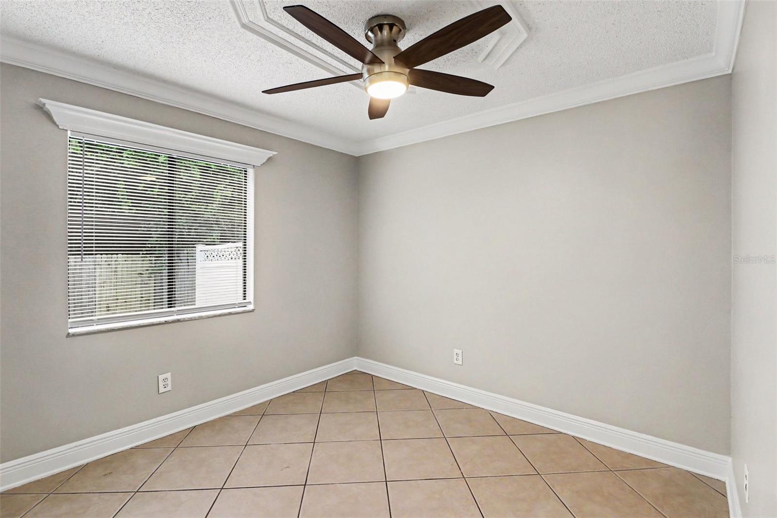 BVL UNIT 10 1ST ADD - Residential