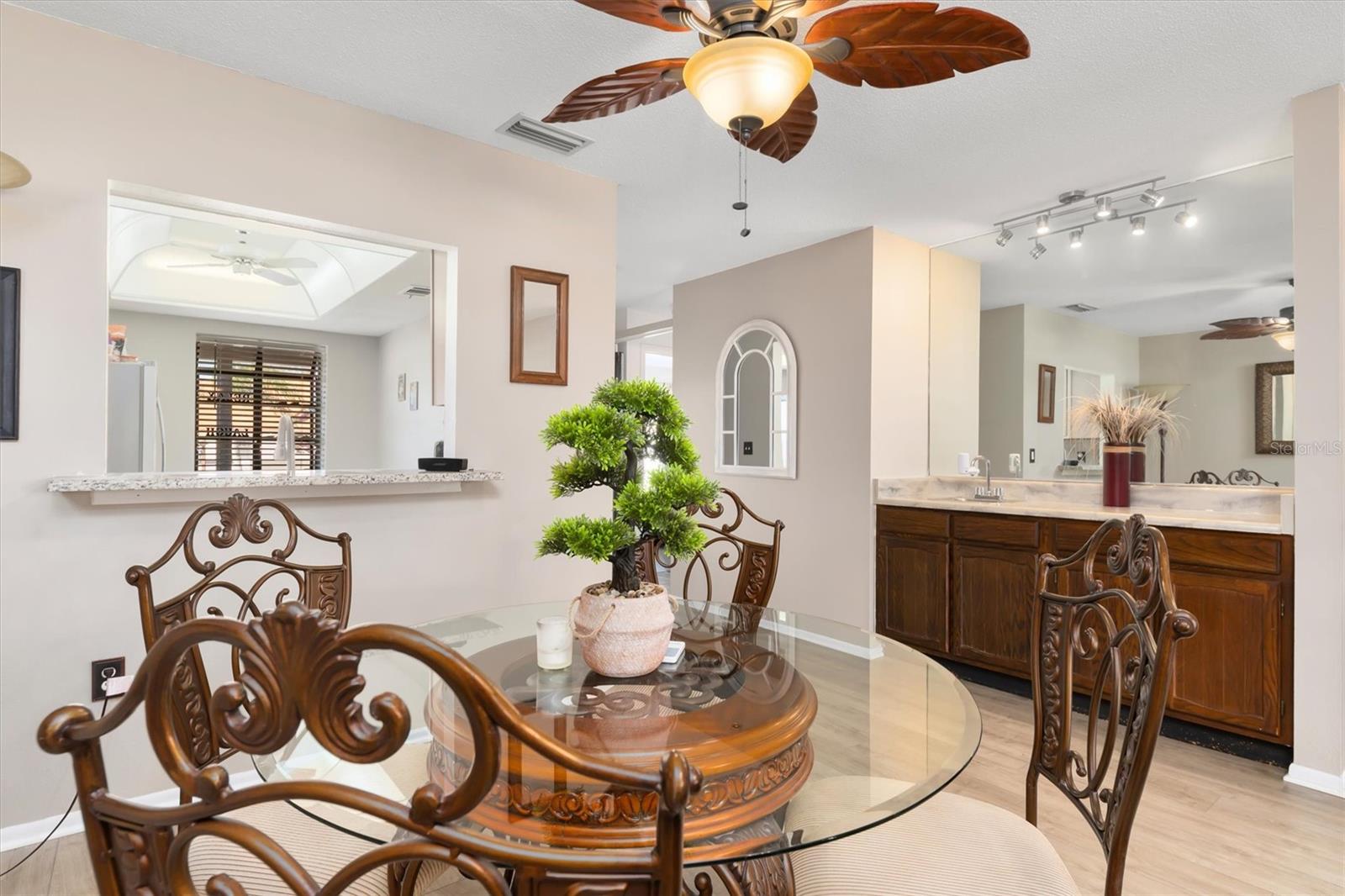 ESTANCIAS OF CAPRI ISLES - Residential