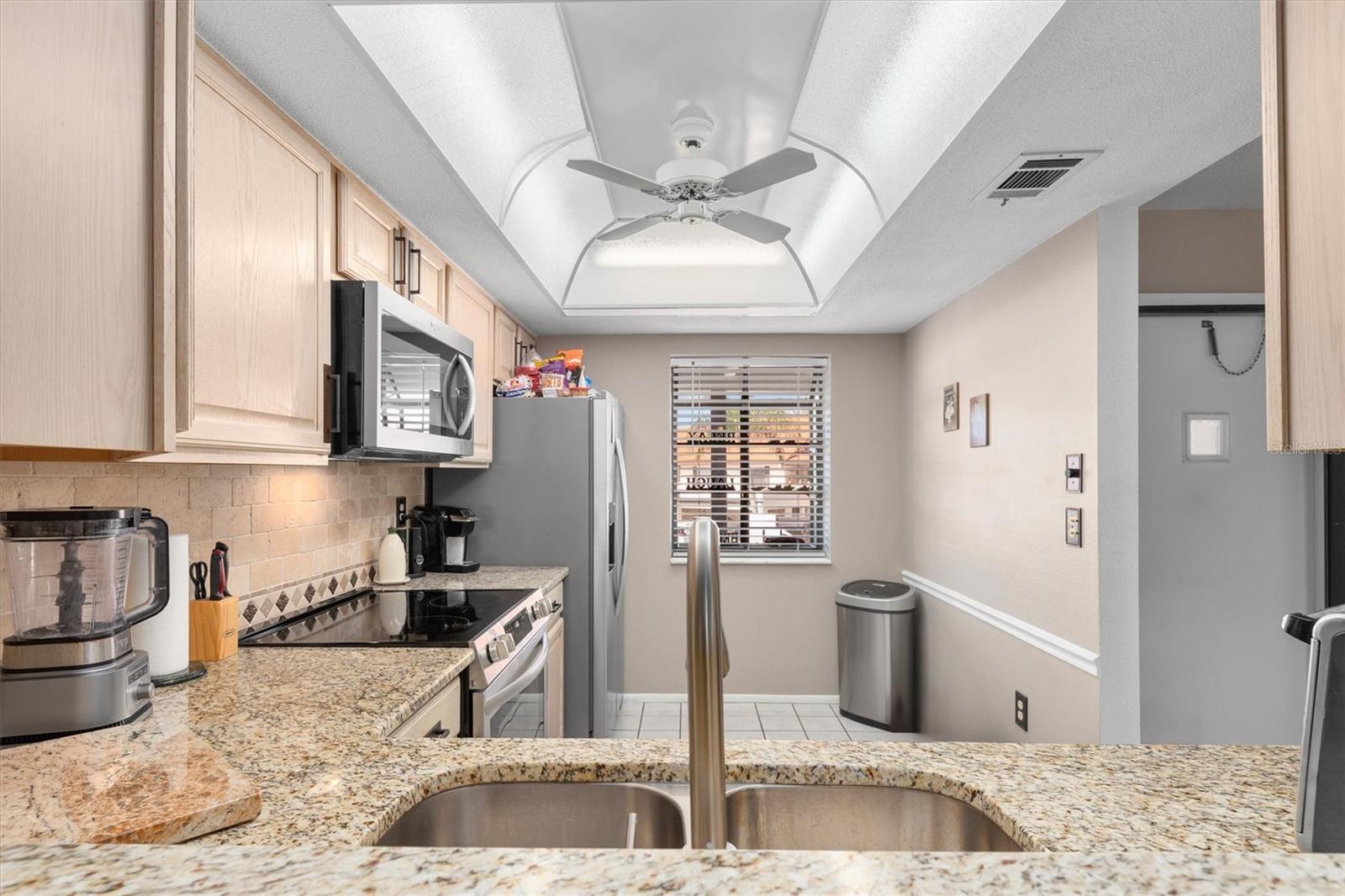 ESTANCIAS OF CAPRI ISLES - Residential