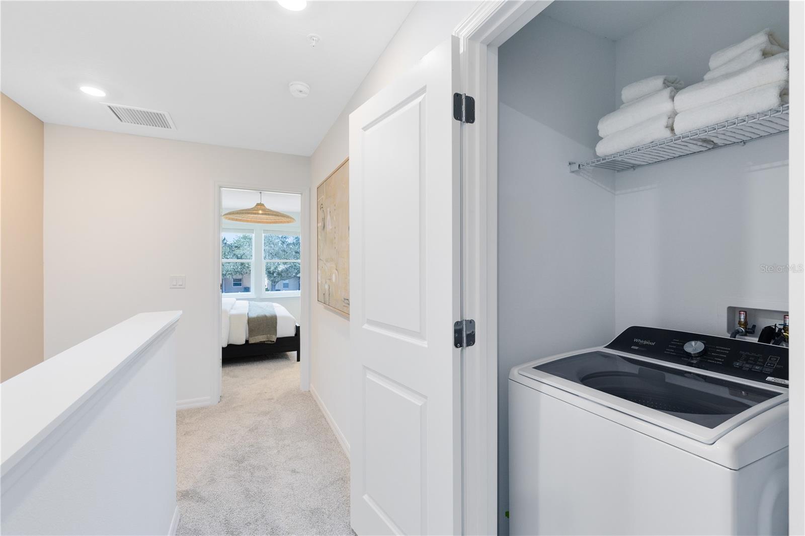 HARBOR SQUARE - Residential