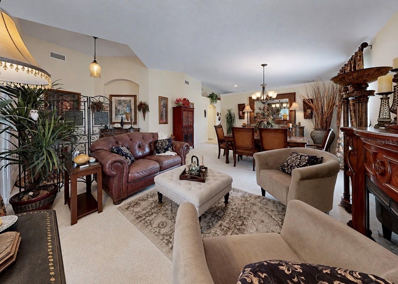 2348 ROANOKE SPRINGS DRIVE, RUSKIN, FL, 33570 4 2348 ROANOKE SPRINGS DRIVE
