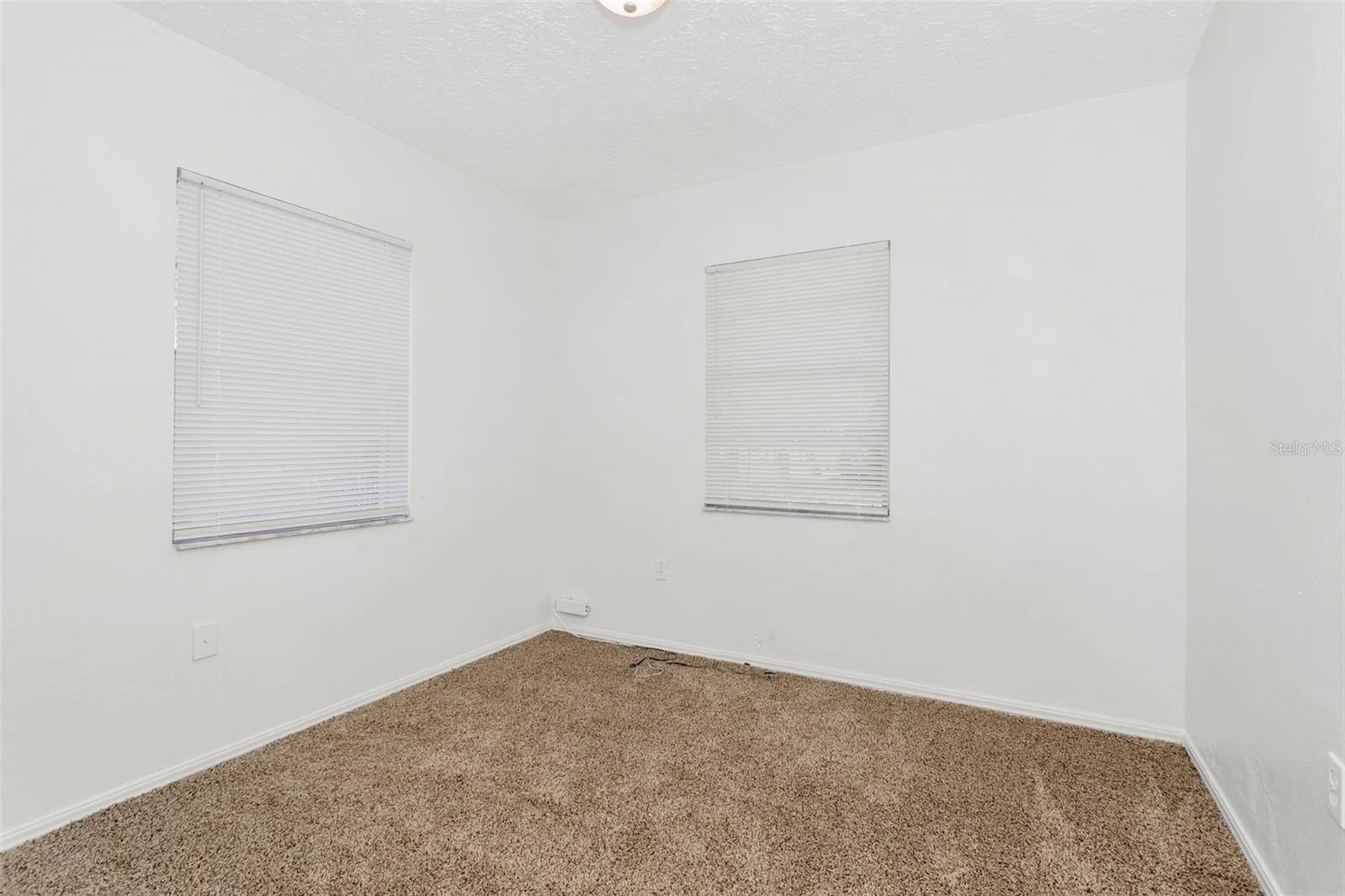 ORANGE ESTATES - Residential Income