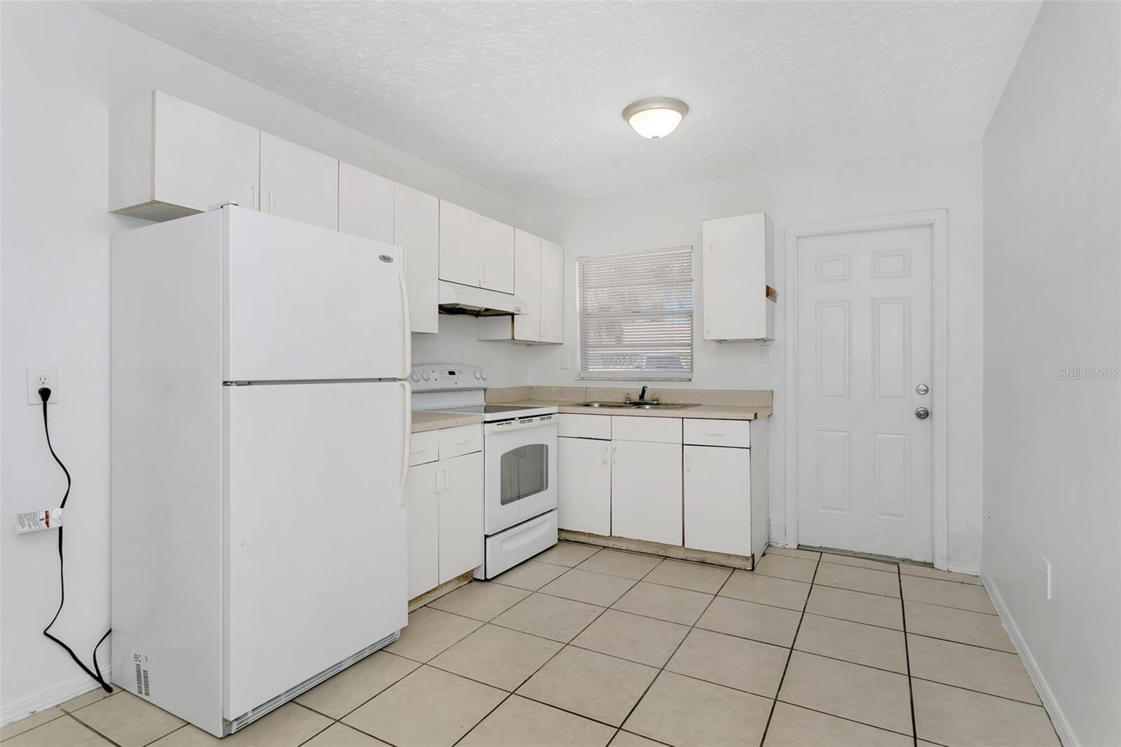 ORANGE ESTATES - Residential Income